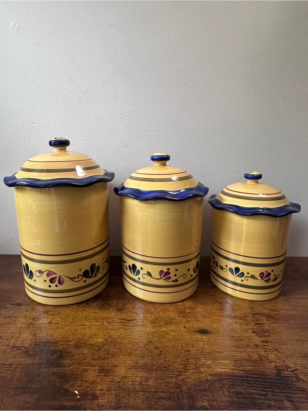Home & Garden Party Welcome Home Stoneware Canister Set of 3 Jars Lids Yellow - Picture 1 of 6